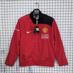 Manchester United 2007/08 Retro Windbreaker Red - product photo US38.98 - Manchester United 2007/08 Retro Windbreaker Red