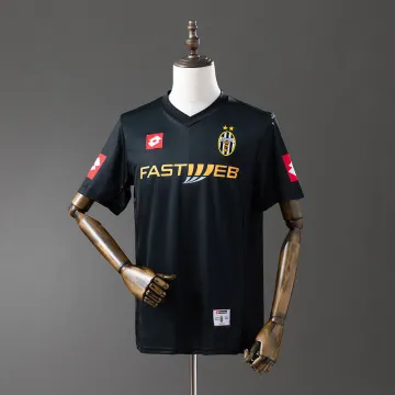 Juventus 2001/02 Away Retro Jersey