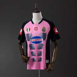Juventus 2002/03 Away Soccer Jersey Retro - product photo US20.99 - Juventus 2002/03 Away Soccer Jersey Retro