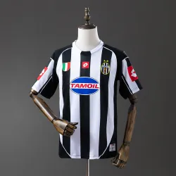 Juventus 2002/03 Home Soccer Jersey Retro - product photo US20.99 - Juventus 2002/03 Home Soccer Jersey Retro
