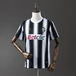 US20.99 - Juventus 2011/12 Home Soccer Jersey Retro