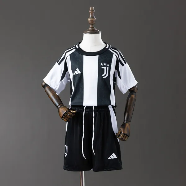 Juventus home 24/25 soccer jersey - A-Grade Quality Detail View