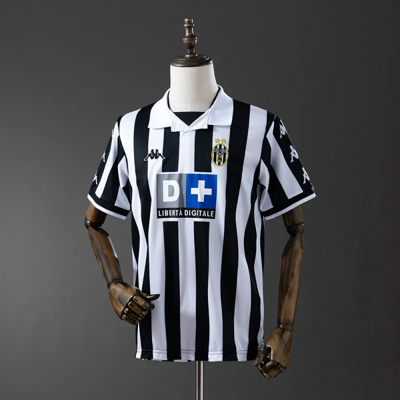 Juventus 1999/00 Home Soccer Jersey Retro