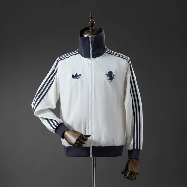 Juventus windbreaker - A-Grade Quality Detail View