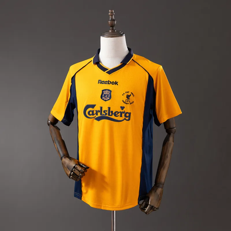 Liverpool 2000/01 Away Soccer Jersey Retro