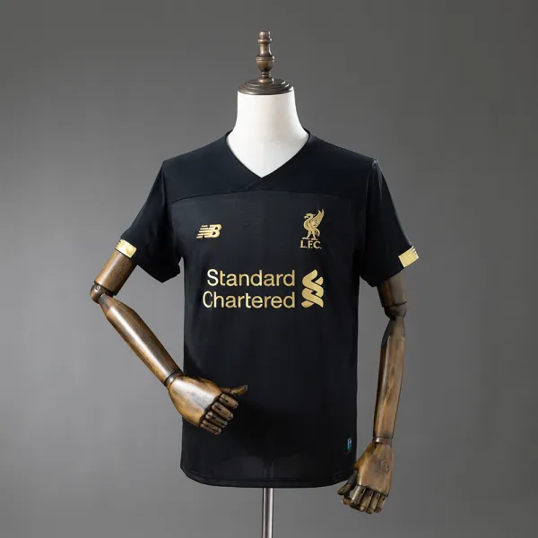 Liverpool 19/20 retro goalkeeper jersey - A-Grade Quality Detail View