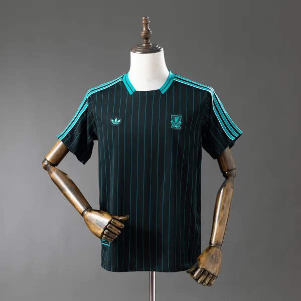 25/26 Liverpool retro soccer jersey - A-Grade Quality Detail View