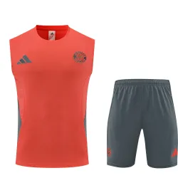 Bayern Munich 2025/26 Sleeveless Training Kit Red - product photo 27,89 $ - Divisa da allenamento senza maniche del Bayern Monaco 2025/26, rossa