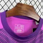 Maglia da calcio portiere del Bayern Monaco 25/26.