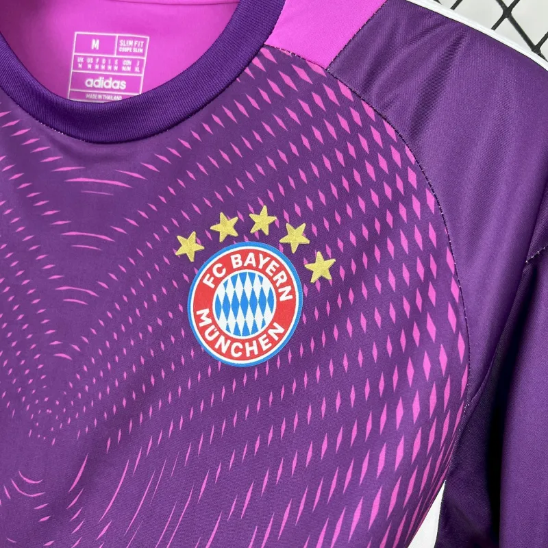 Maglia da calcio portiere del Bayern Monaco 25/26.