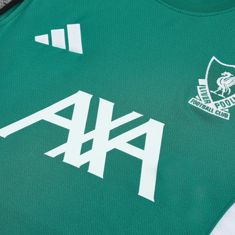 Kit de treino do Liverpool 2025/26 sem mangas, verde