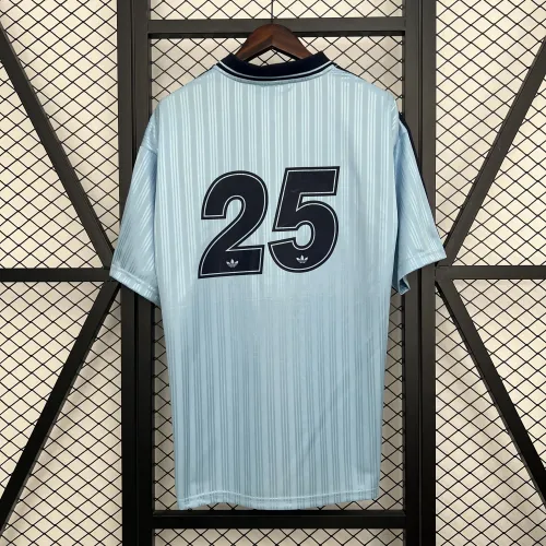 Adidas x Oasis Tour