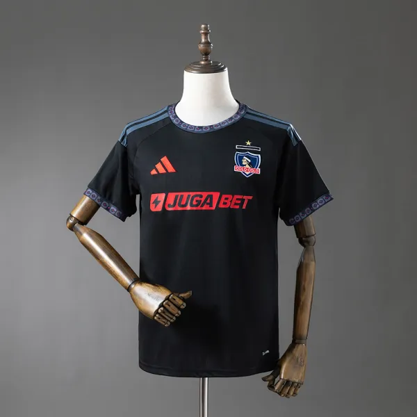 Colo Colo 26/27 kit - A-Grade Quality Detail View