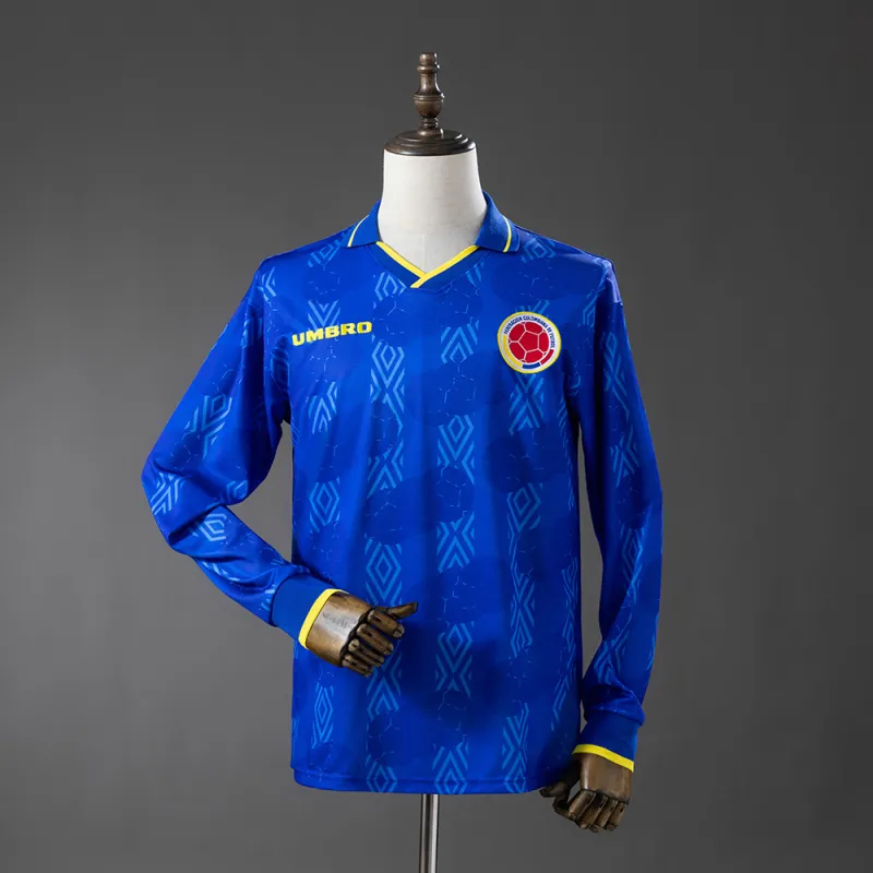 WK 2026: uittenue van Colombia (voetbal), met lange mouwen