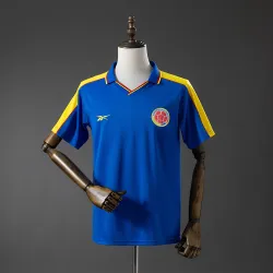 Colombia 1998 World Cup Away Soccer Jersey Retro - foto del prodotto Maglia da calcio Colombia 1998 Away Men's Soccer Jersey Retro vista frontale, che mostra il suo design iconico.