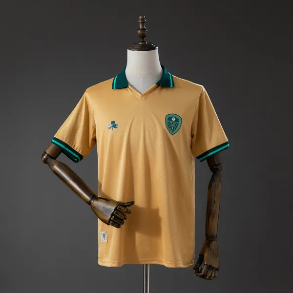 Leeds United St. Patrick's Day 26/27 Trikot - A-Grade Qualität Detail-Ansicht