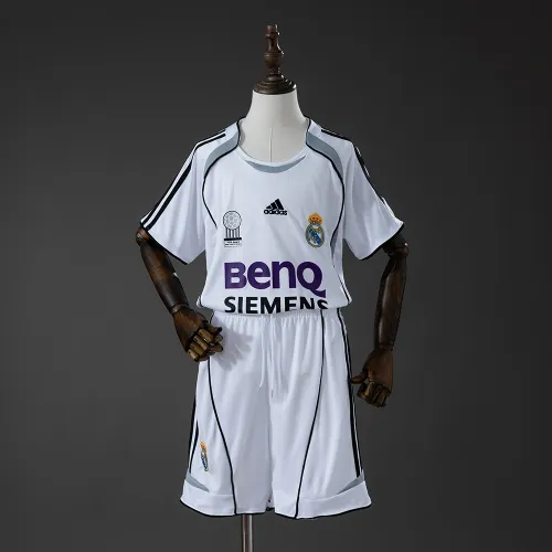Real Madrid 06/07 Home Retro Kids Kit Jersey