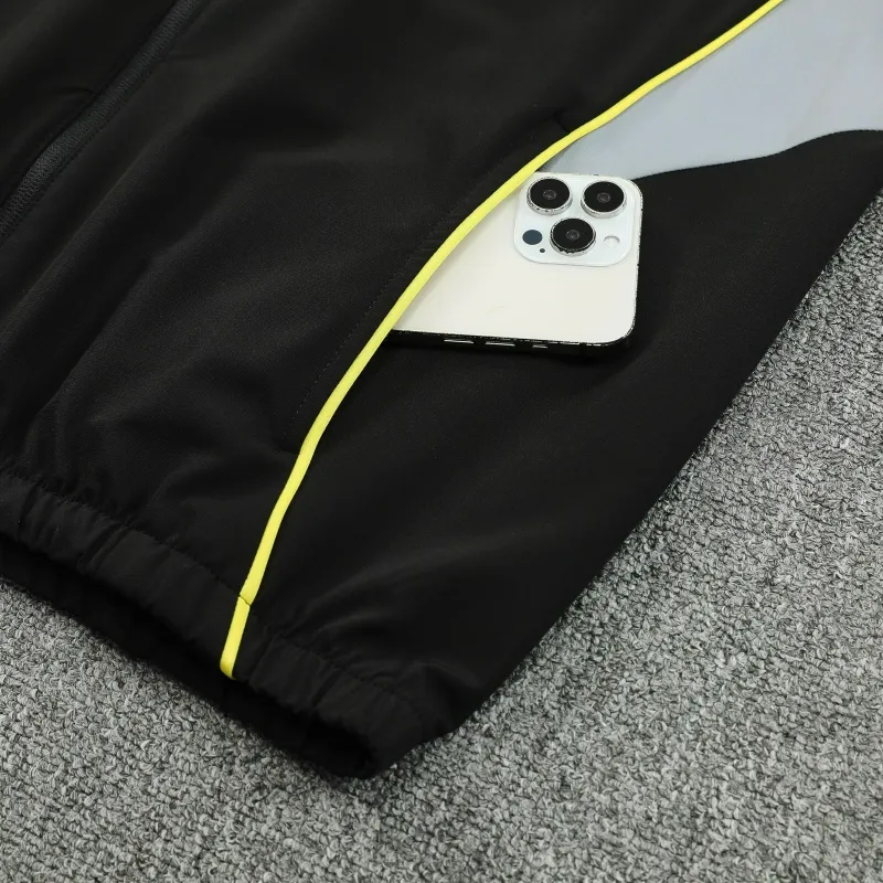 Real Madrid 2026/27 Windbreaker Training Suit Black