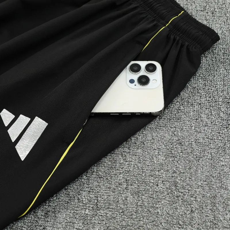 Real Madrid Trainingsanzug mit Windjacke 2026/27, weiß
