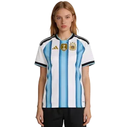 World Cup 2026 Argentinien Frauen Trikot Home Frontansicht mit Teamwappen und klassischen Streifen.