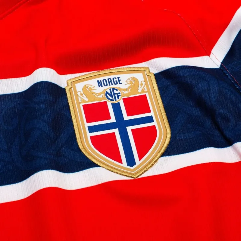 Maillot domicile de la Norvège pour la Coupe du monde 2026