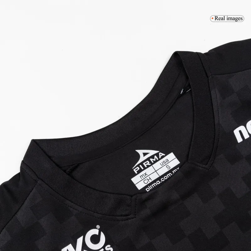 Terceira camisola Cruz Azul 2025/26