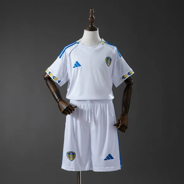25/26 Leeds United football kids kit - A-Grade Quality Detail View