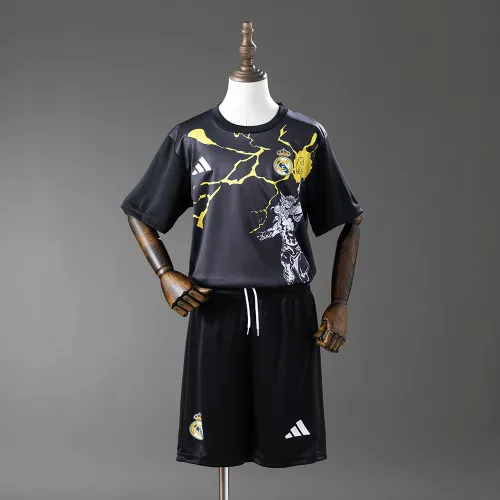 Real Madrid 25/26 Avengers - Camisola pré-jogo (preta) para crianças