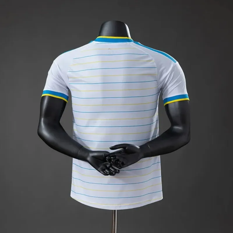 Camisa do Leeds United para a época 2026/27, versão para jogadores, para jogos em casa