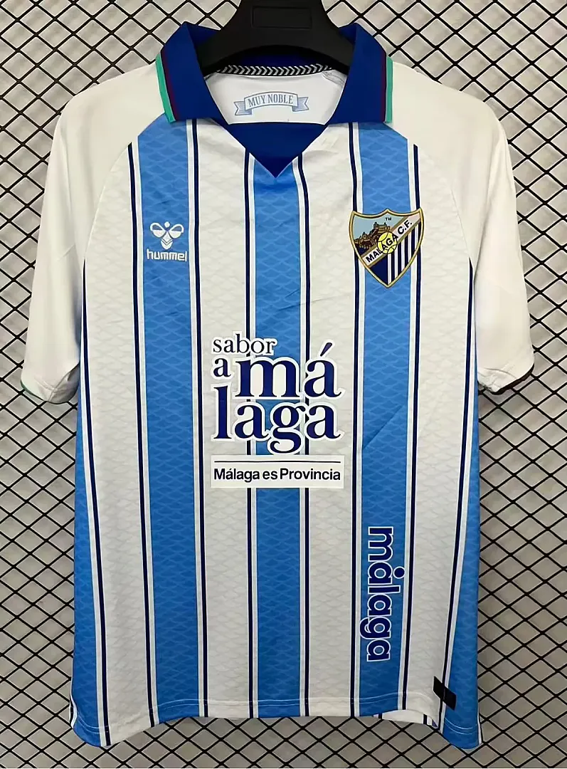 Camiseta local del Málaga 2026/27
