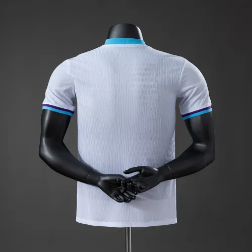 Camiseta del Barcelona, edición especial «White», versión jugador, 26/27