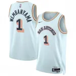 Victor Wembanyama San Antonio Spurs Nike Unisex 2024/25 Swingman-Spielertrikot – City Edition – Hellblau Victor Wembanyama San Antonio Spurs Nike Unisex 2024/25 Swingman-Spielertrikot – City Edition – Hellblau