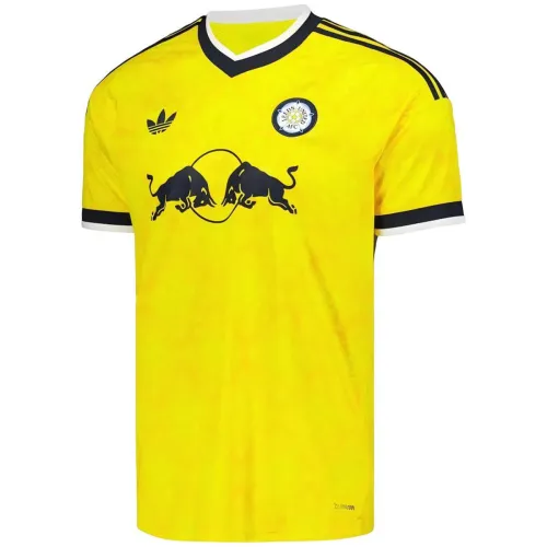 Camiseta de visitante del Leeds United 26/27