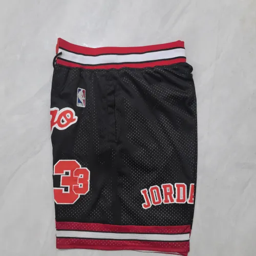 Chicago Bulls Throwback Pocket Black Basketball Shorts