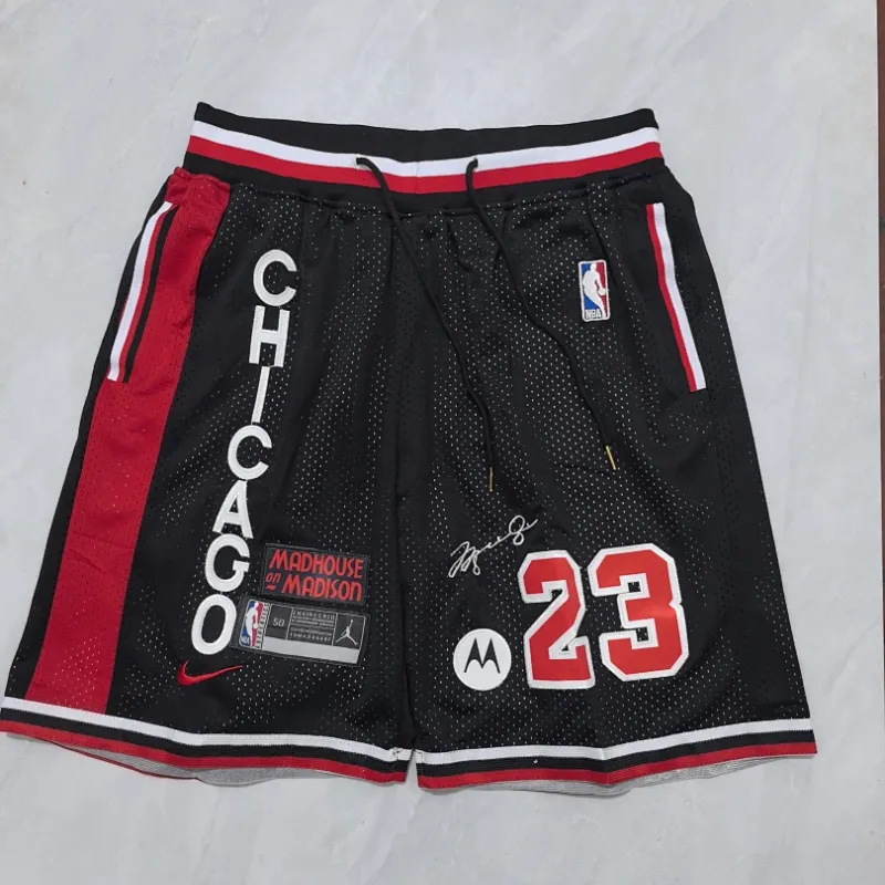 Chicago Bulls Throwback Pocket Black Basketball Shorts