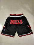 Pantaloncini da basket neri "Throwback" dei Chicago Bulls, modello da tasca Chicago Bulls Throwback Pocket Black Basketball Shorts