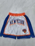 Calções de basquetebol New York Knicks 2025 City Edition Pocket com riscas brancas New York Knicks 2025 City Edition Pocket White Stripe Basketball Shorts