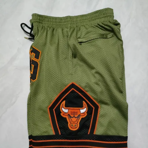 Chicago Bulls Pocket Green Basketball Shorts