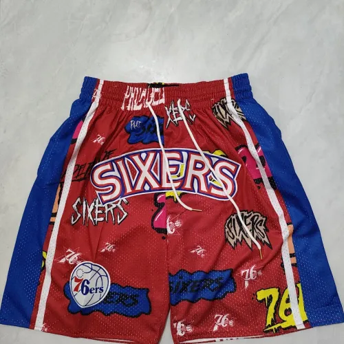 Pantaloncini da basket rossi da tasca dei Philadelphia 76ers