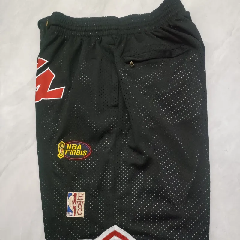 Chicago Bulls Throwback Pocket Black Basketball Shorts