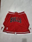 Short de basket rouge « Pocket » des Chicago Bulls Chicago Bulls Pocket Red Basketball Shorts