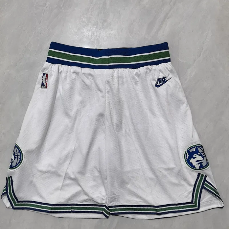 Pantaloncini da basket bianchi dei Dallas Mavericks