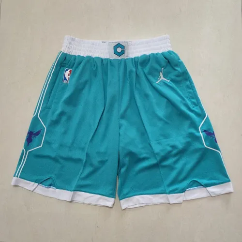 Short de basket vert des Charlotte Hornets