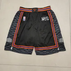 New York Knicks 75th Anniversary Throwback Black Basketball Shorts - product photo New York Knicks 75-jarig jubileum: retro zwarte basketbalshorts