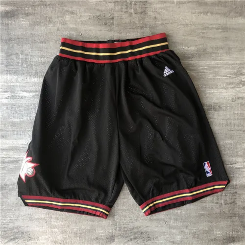 Philadelphia 76ers Retro-Basketballshorts in Schwarz
