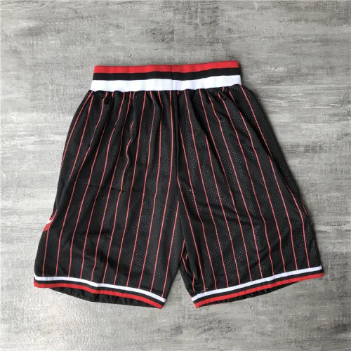 Pantalones cortos de baloncesto negros de los Chicago Bulls