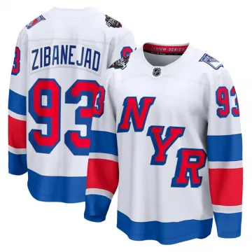 Camisa Premium Breakaway Branca do Mika Zibanejad, do New York Rangers, para a temporada 2024 da NHL Stadium Series.