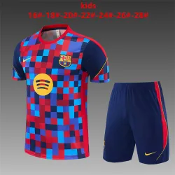 26/27 Barcelona Camo Training Kids Kit Red/Blue - product photo US22.98 - 26/27 Barcelona Camo Training Kids Kit Red/Blue
