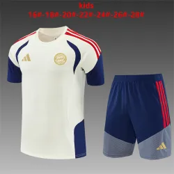 26/27 Bayern Munich Training Kids Kit Beige - product photo US22.98 - 26/27 Bayern Munich Training Kids Kit Beige