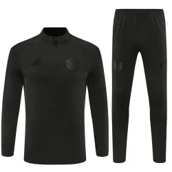 US45.98 - 26/27 Manchester United All Black Half-zip Tracksuit
